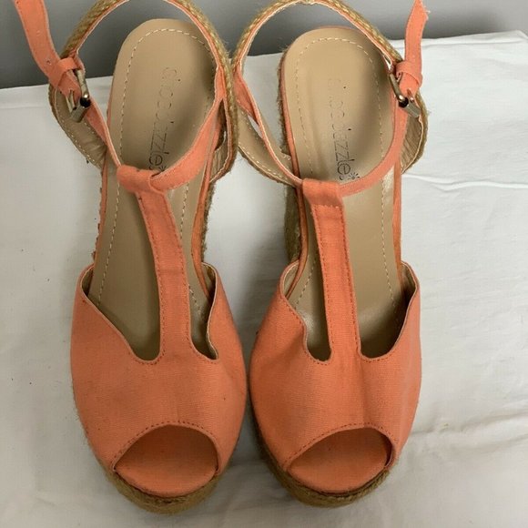 Shoe Dazzle Wedge T-Strap Peach Size 6 - Picture 6 of 6